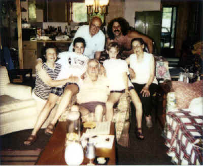 Group.jpg (51338 bytes)